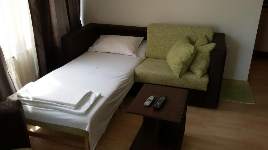 Cosy Studio 9 Святые Константин и Елена Экстерьер фото